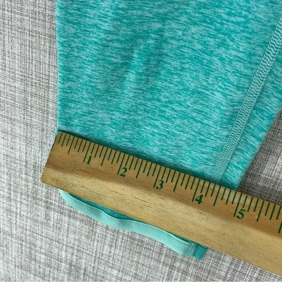 Peloton Womens Size S leggings *flaw* 2406 - Picture 2 of 13